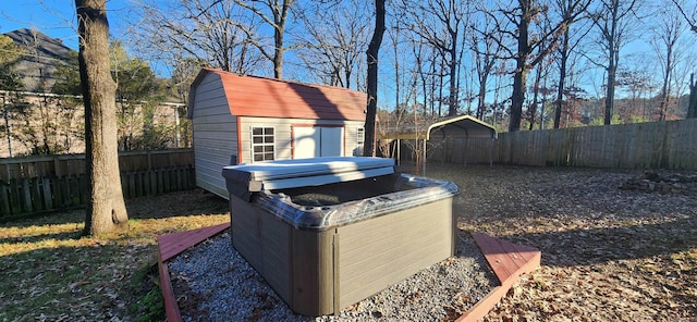 view of yard with a storage unit