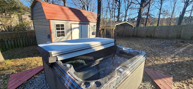 view of yard with a storage shed