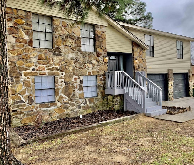 view of front of house with a garage