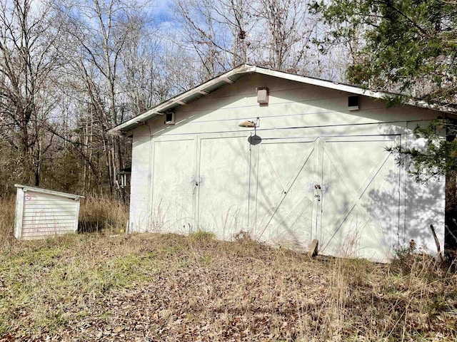 view of outdoor structure