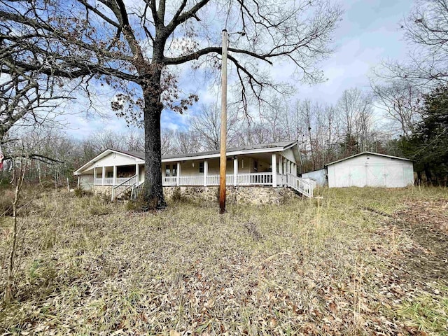 view of front of property with covered porch