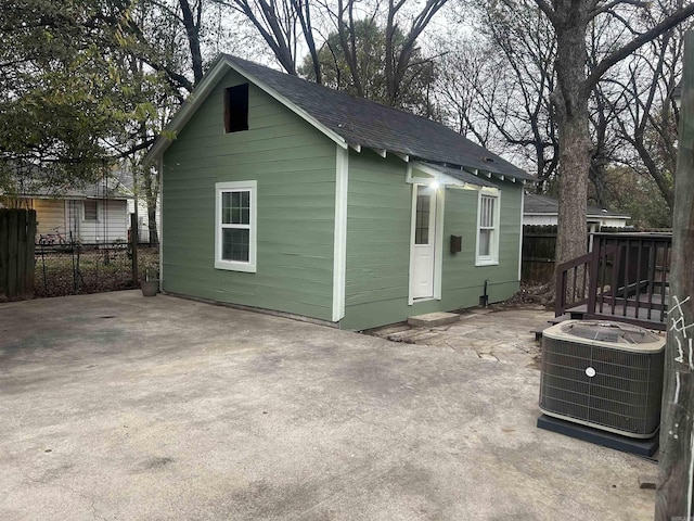 view of outbuilding with central AC