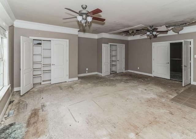 unfurnished bedroom featuring ceiling fan and crown molding