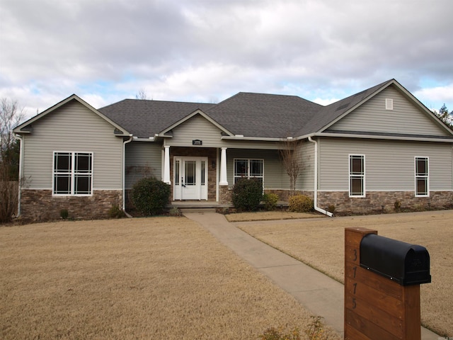 view of front of home with a front yard