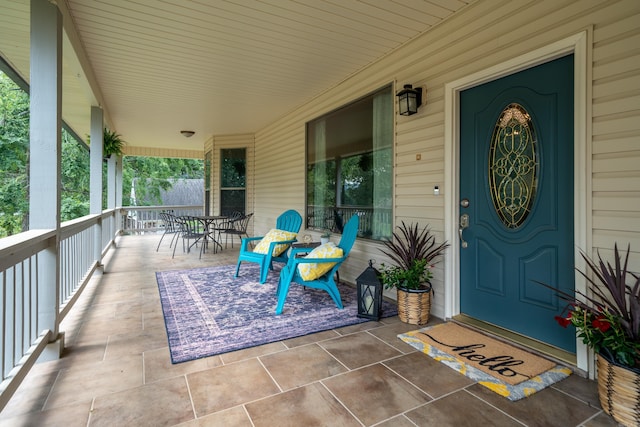 exterior space featuring a porch