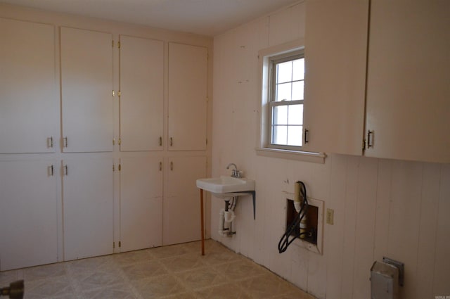 laundry room featuring sink