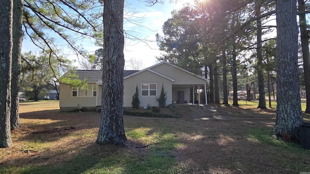 view of front facade featuring a carport