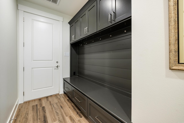 view of mudroom