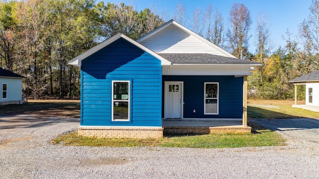 bungalow-style house with covered porch