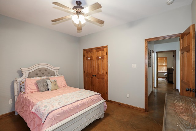 bedroom featuring ceiling fan