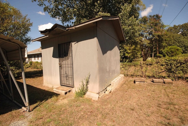 view of outbuilding