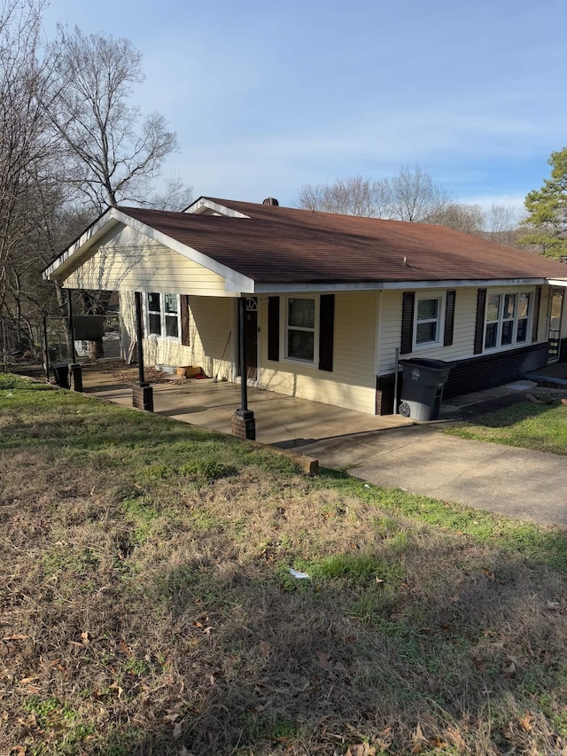 view of single story home