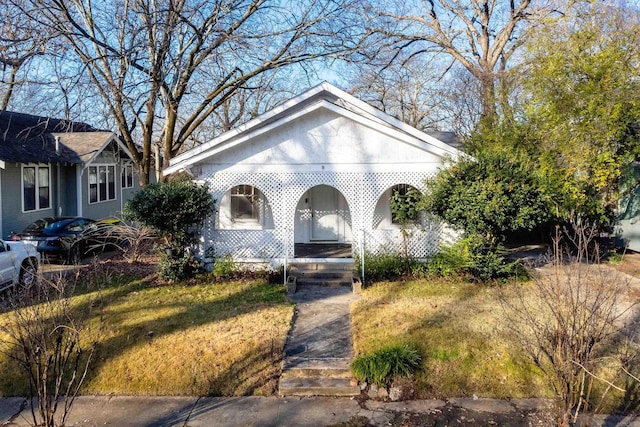 view of front of house featuring covered porch