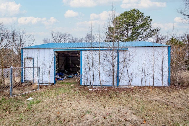 view of outdoor structure