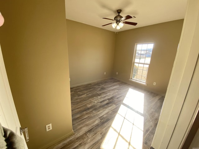 unfurnished room featuring wood-type flooring and ceiling fan