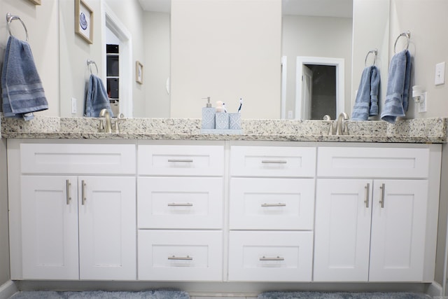 bathroom with vanity