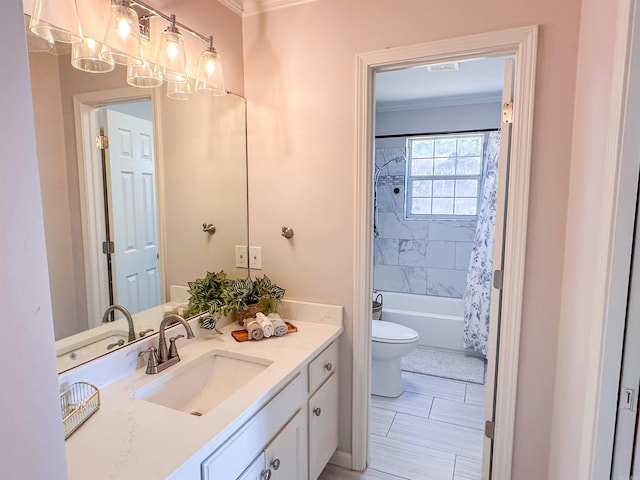 full bathroom featuring vanity, crown molding, shower / bathtub combination with curtain, and toilet