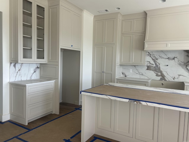 kitchen featuring tasteful backsplash