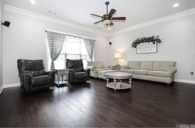 living room featuring ceiling fan, dark hardwood / wood-style floors, and ornamental molding