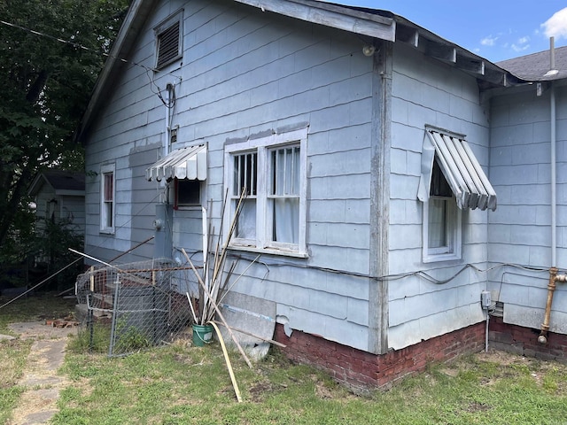 view of home's exterior