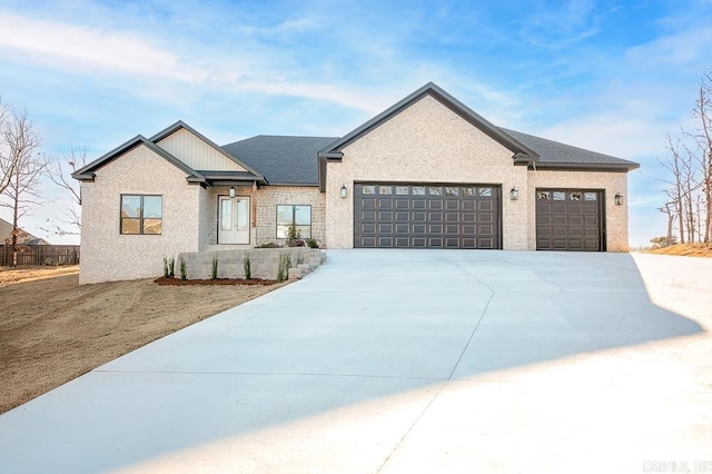 view of front facade featuring a garage