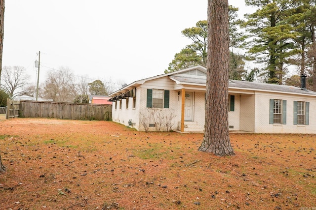 view of front of property