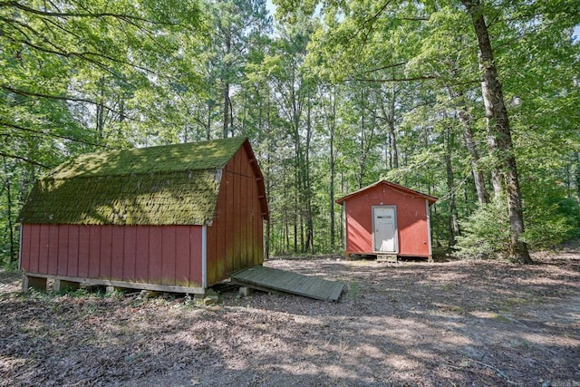 view of outbuilding