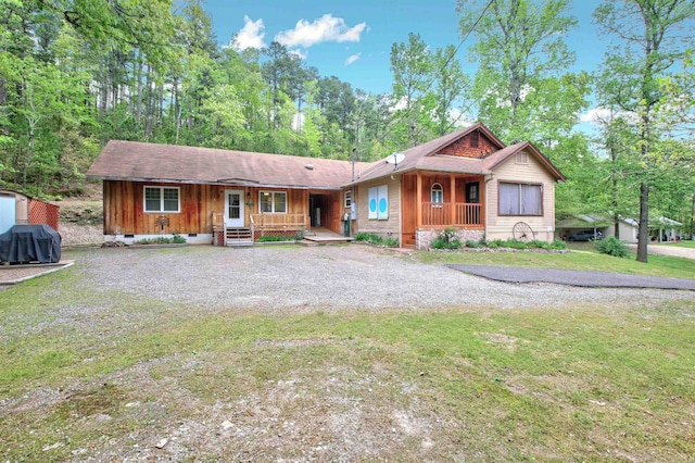 view of front of home featuring a porch