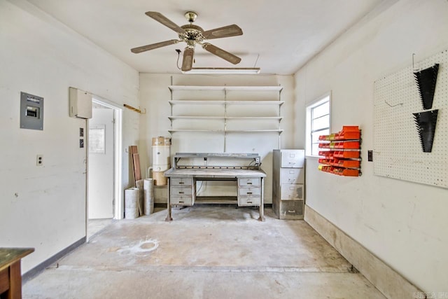 garage featuring ceiling fan