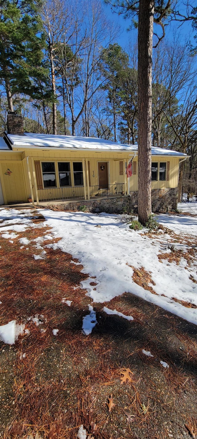 view of front of house with covered porch