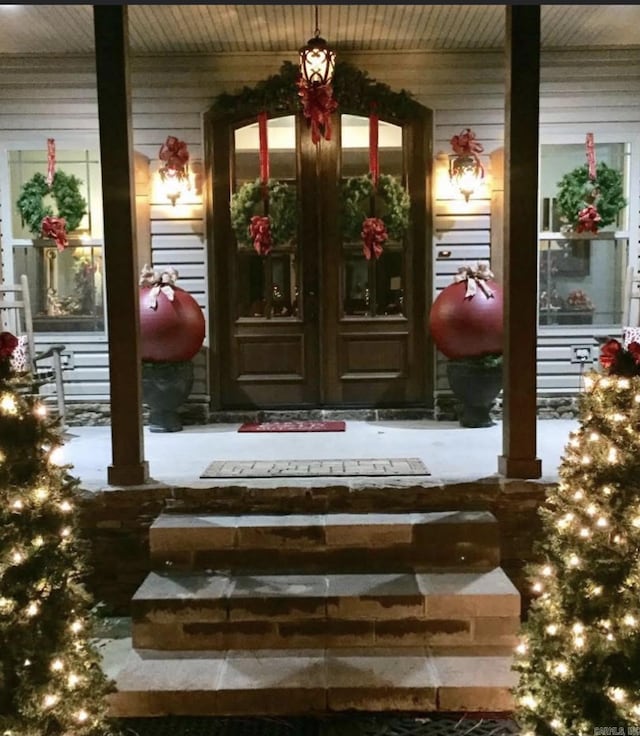 property entrance with a porch