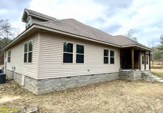 view of home's exterior