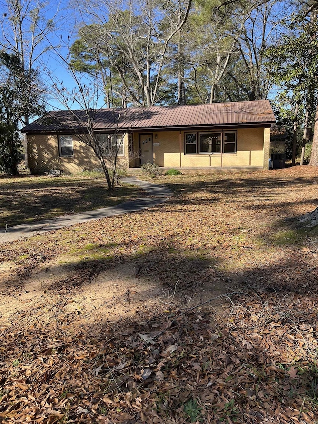 view of front of house