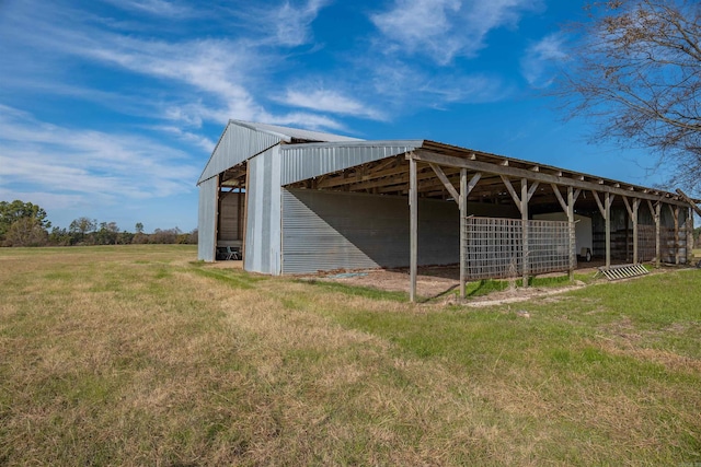 view of outdoor structure