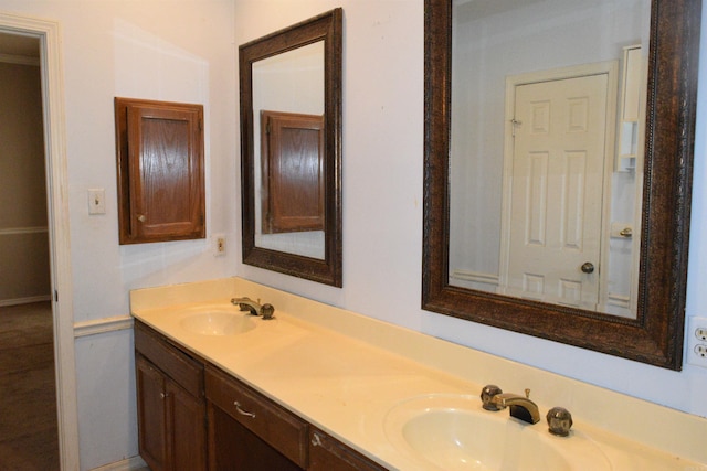 bathroom with vanity