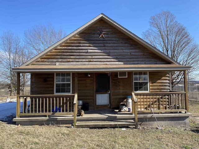 view of front facade featuring covered porch