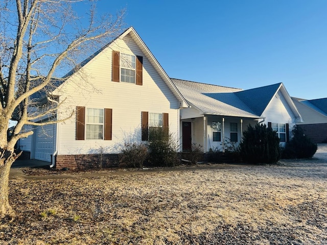 view of front facade with a garage