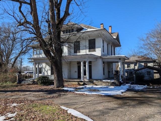 view of front of property with covered porch