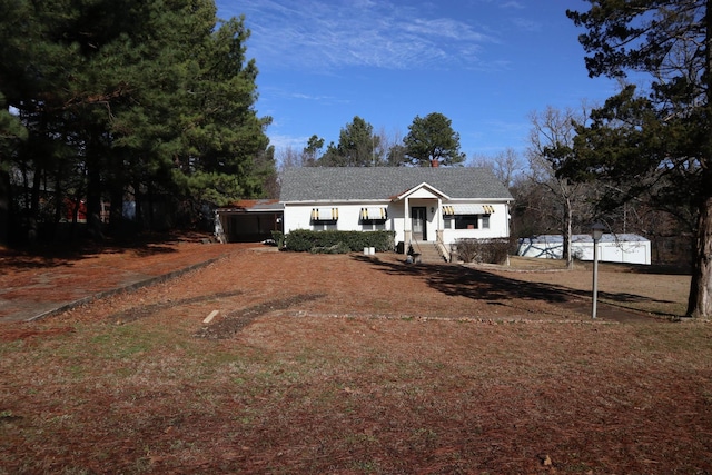 view of front of property