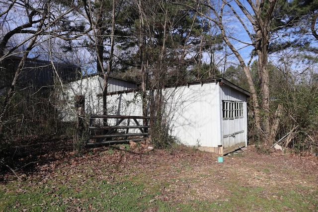 view of outbuilding