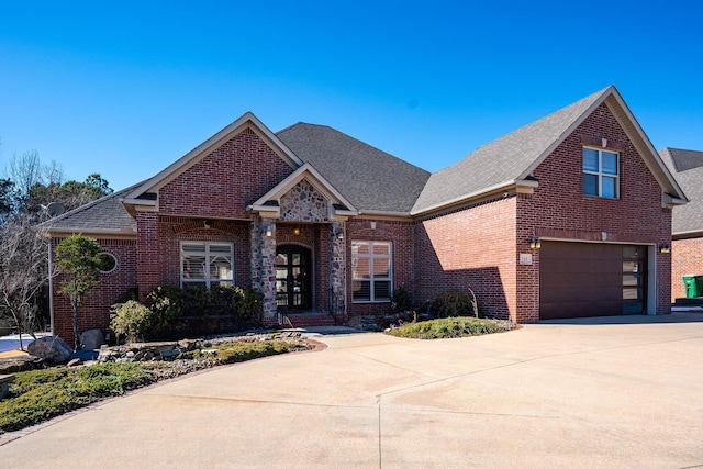 view of front facade featuring a garage