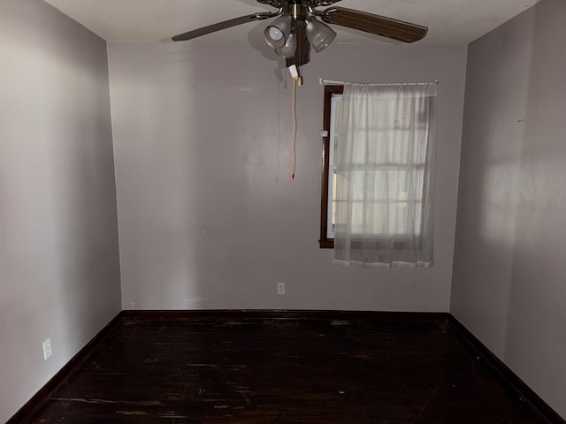 spare room with ceiling fan