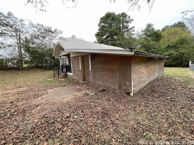 view of side of property