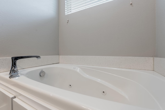 bathroom featuring a bathtub