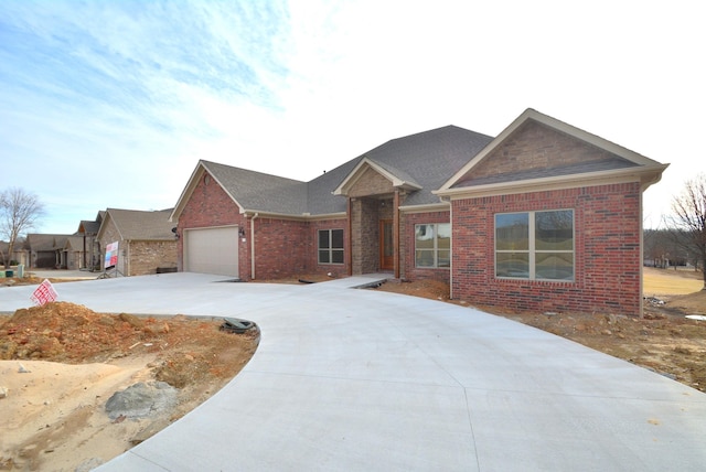 view of front facade with a garage