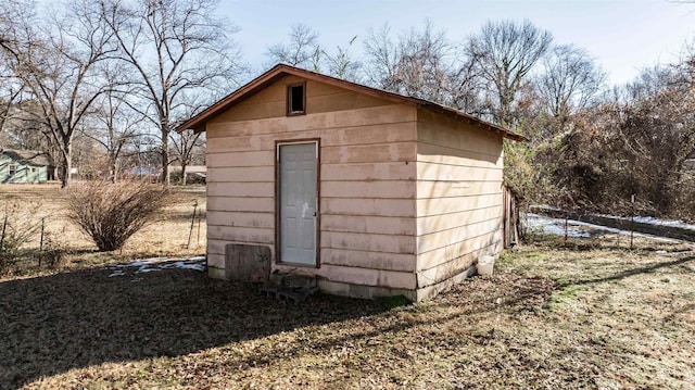 view of outbuilding