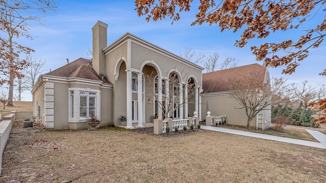 exterior space featuring a lawn