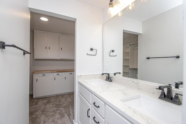 bathroom with vanity