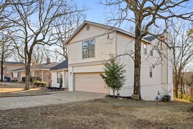 view of front facade with a garage