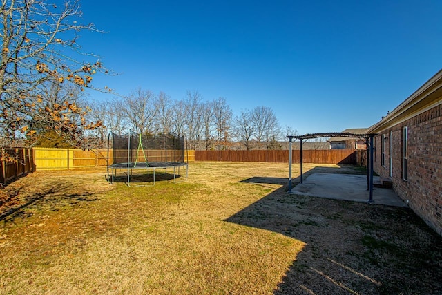 view of yard with a patio area